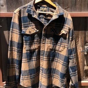 Billabong men’s flannel